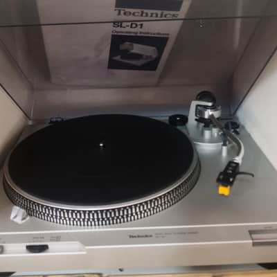 Giradischi Technics SL-D1 Direct Drive Turntable anni 80 image 1