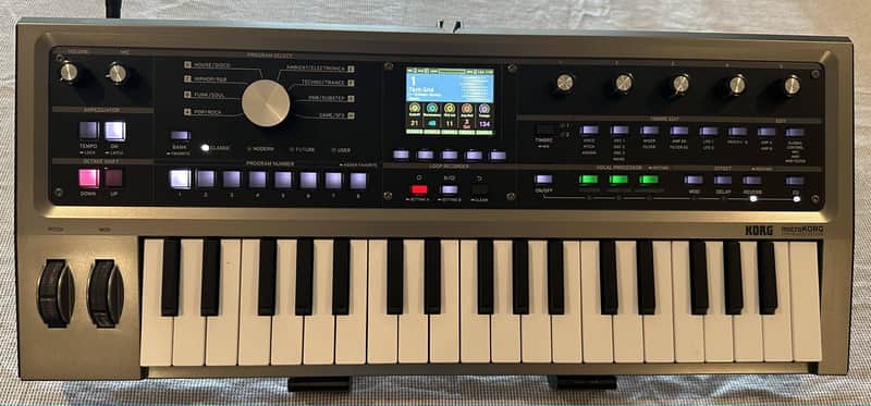 Korg MicroKORG 2 37-Key Synthesizer/Vocoder 2024 - Present - Black image 1