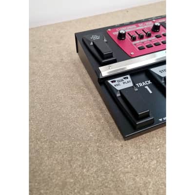 Boss RC-300 - Multi-Effects Pedals - Excellent w/ Soft Case & power supply image 9