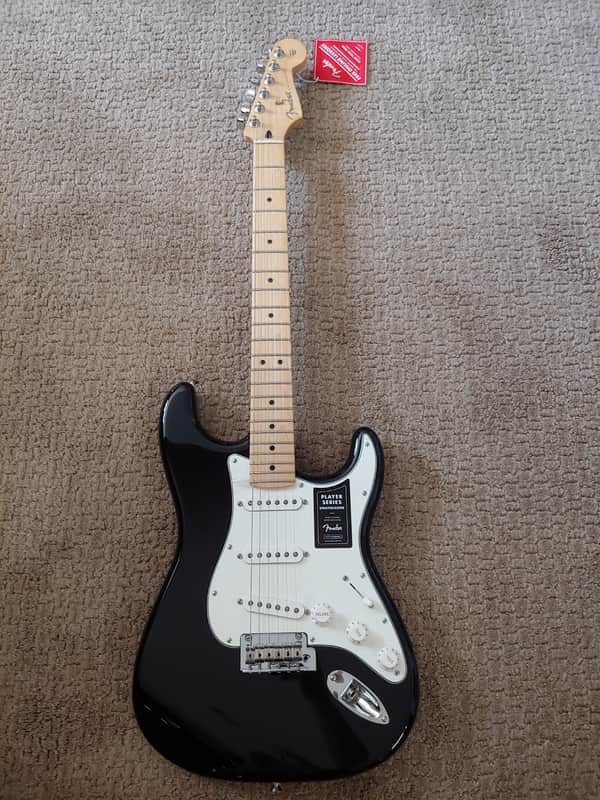 Fender Stratocaster (MIM) Black With White Pickguard Player Series image 1