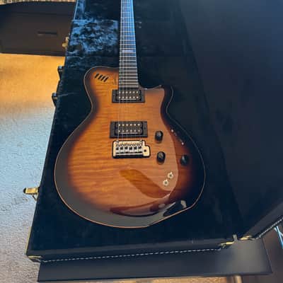 Godin LGXT 2026 - AA Flamed Maple - MINT image 3
