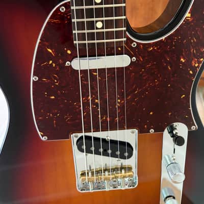 Fender American Professional II Telecaster with Rosewood Fretboard 2020 - Present - 3-Color Sunburst image 5