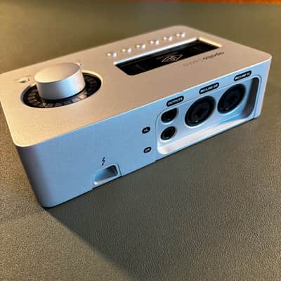Universal Audio Apollo Solo Heritage Edition Thunderbolt 3 + UAD Plugin Bundle image 3
