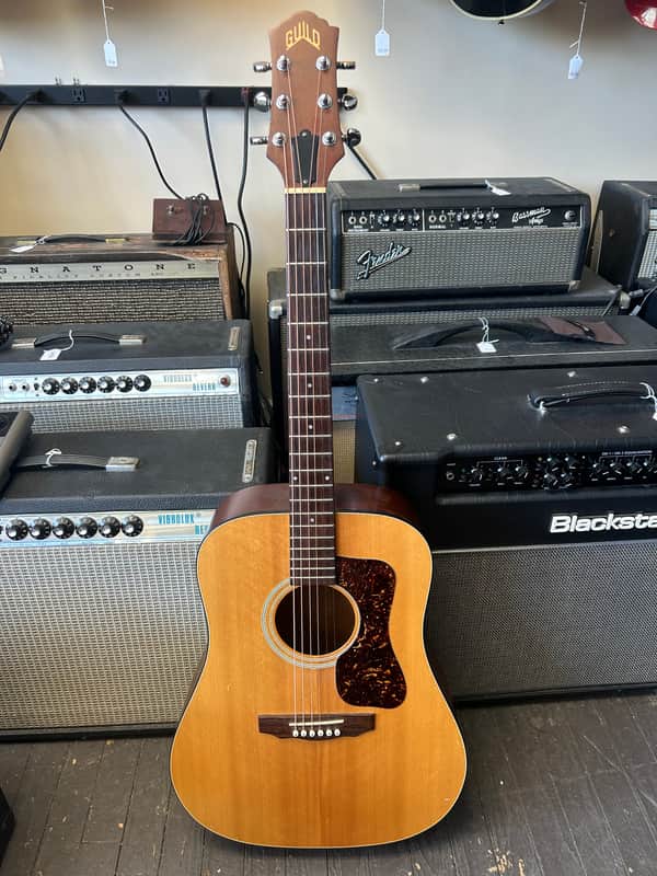 Guild USA D-4 Acoustic Guitar D4 Satin Natural image 1