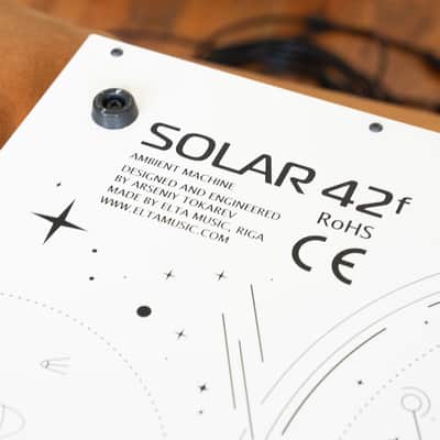 Elta Music Solar 42F (with case & all accessories) - White image 9