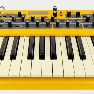 DSI Dave Smith Mopho Synthesizer Keyboard + Bag + Top Zustand + 1,5J Garantie image 5