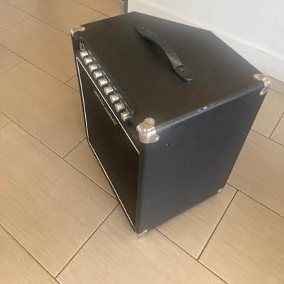 Acoustic B100C 100-Watt Bass Combo image 2