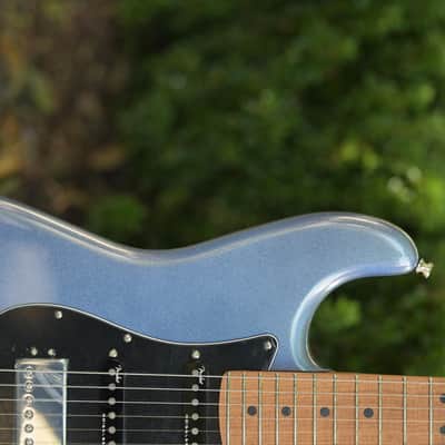 Fender 70th Anniversary Ultra Stratocaster® HSS - Amethyst image 4