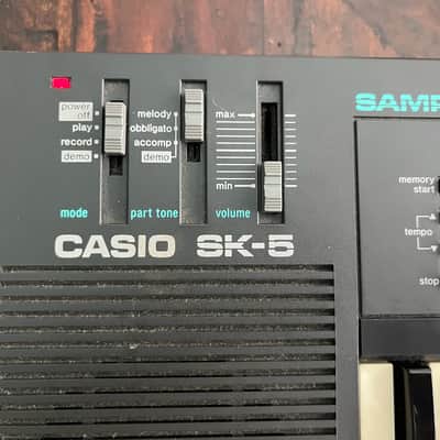Casio SK-5 32-Key  Sampling Keyboard 1980s - Black image 3