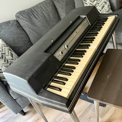 1977 Wurlitzer 200A Just Serviced - SUPER CLEAN! image 11