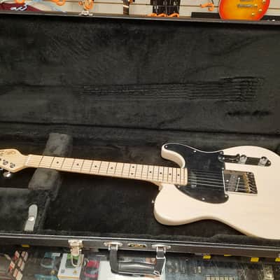 G&L USA ASAT Classic - Blonde image 9
