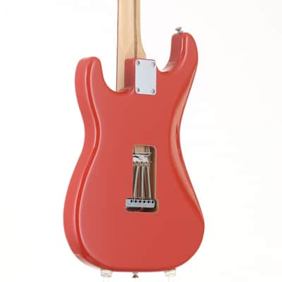 Fender Player Stratocaster with Pau Ferro FB in Sonic Red (2018) [MX18045311] (05/18) image 9