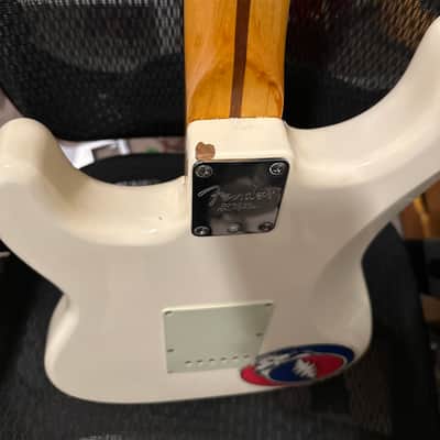 Fender Standard Stratocaster (modified) with Maple Fretboard 2006 - 2017 - Arctic White image 3