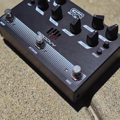 GR Bass Groovy Pure Tube Dual Drive and Preamp image 4