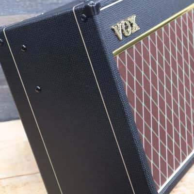 Vox AC15C1 Custom Series 15W All-Tube 1x12" Guitar Combo Amplifier #X03-083957 image 12