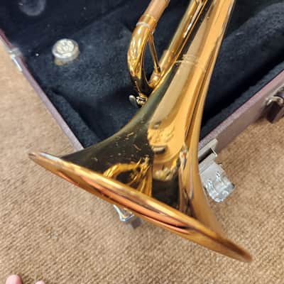 Yamaha YTR2335 Trumpet with Case image 5