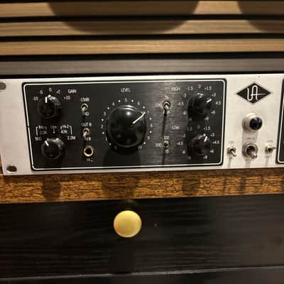 Universal Audio 6176 | 610B Tube Preamplifier + 1176LN Limiting Amplifier image 2