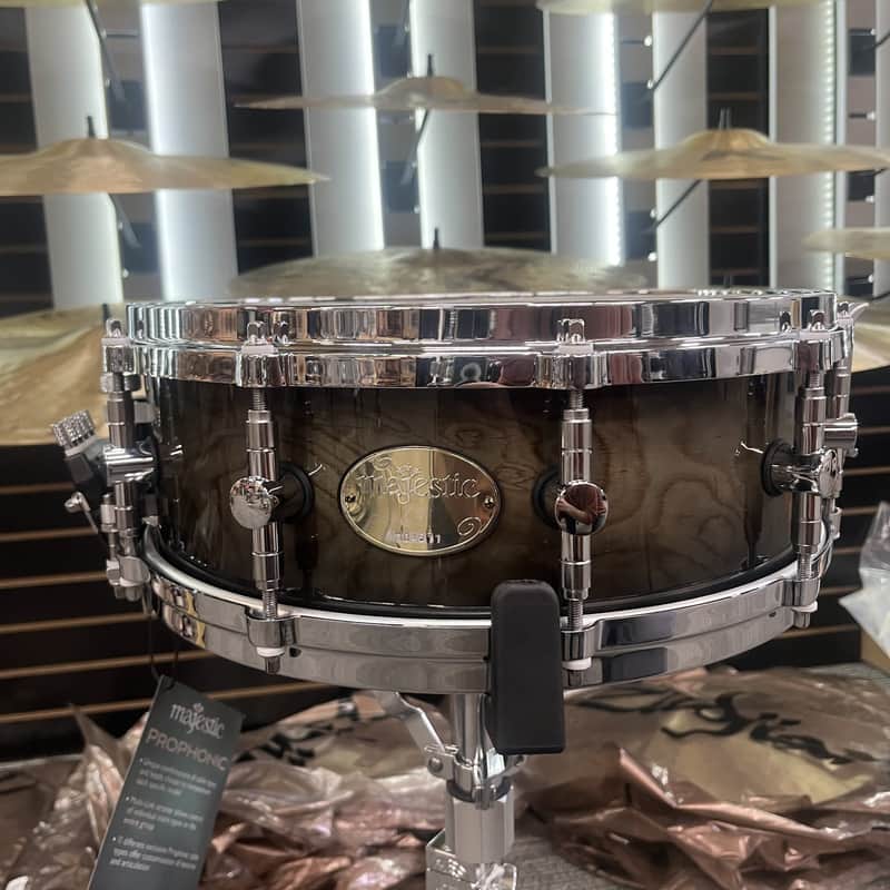 MAJESTIC MPS1450MB 14X5 PROPHONIC THICK MAPLE SNARE DRUM - FLOOR MODEL