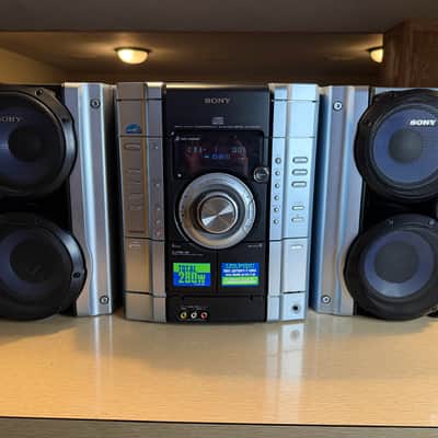 Sony MHC-GX250 Mini Hi-Fi Shelf Stereo System Radio CD Changer EVERYTHING WORKS! image 2