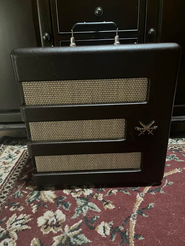 Fender Excelsior Pawn Shop Series 13-Watt 1x15" Guitar Combo 2012 - 2013 - Brown image 1
