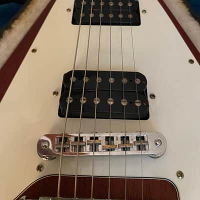 Gibson Flying V worn brown/cherry 2007 - Worn image 8