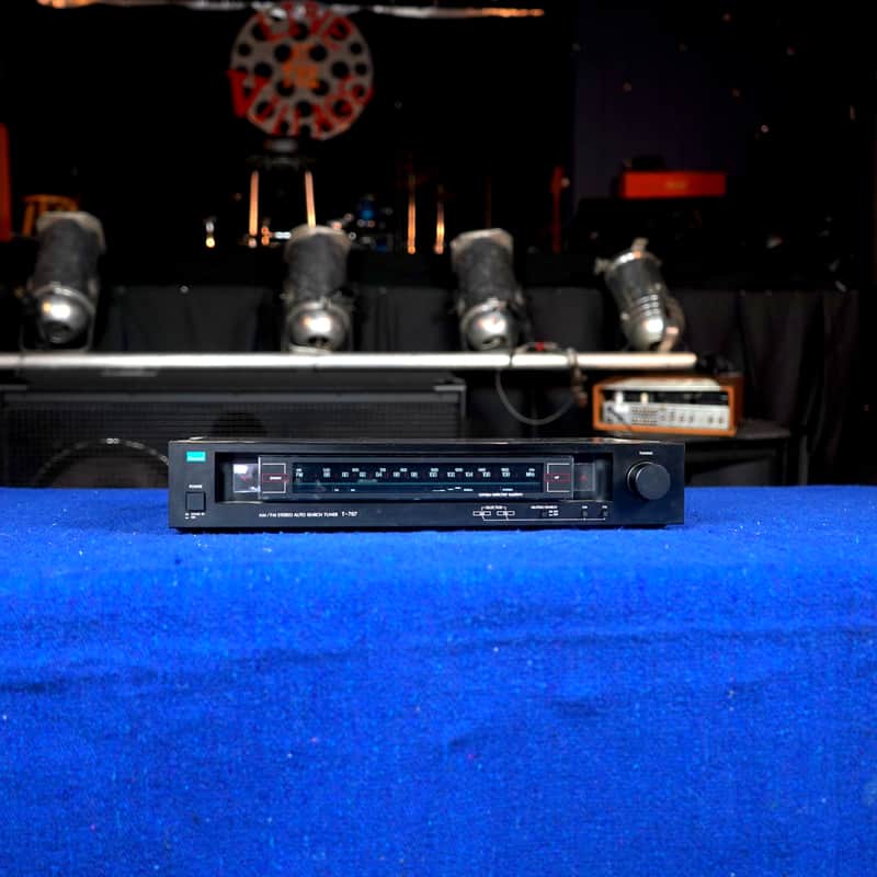Sansui T-707 AM/FM Stereo Auto Search Tuner image 1