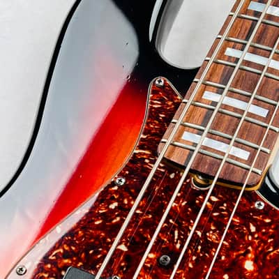 Fender Custom Shop Custom Classic Jazz Bass 2010s - 3-Tone Sunburst image 9