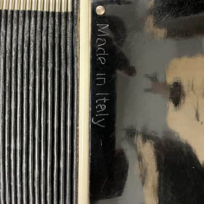 USED Vintage Valanti Professional Piano Accordion, 41/120 comes with case! image 10