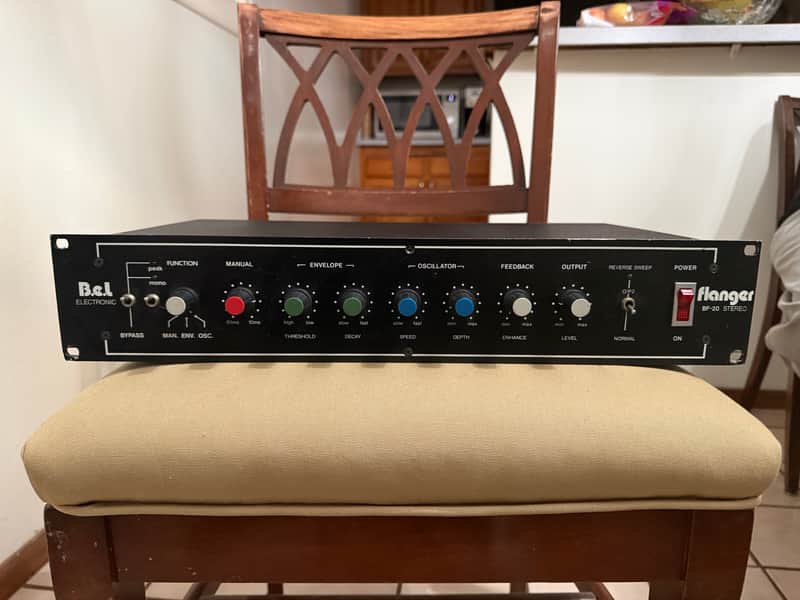 Bel BF-20 stereo flanger - Black image 1