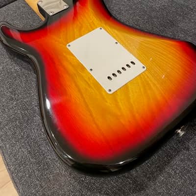 Greco SE 500 Super Sounds 1979' Sunburst with non-orginal vintage Japanese case 1979 - Sunburst image 13