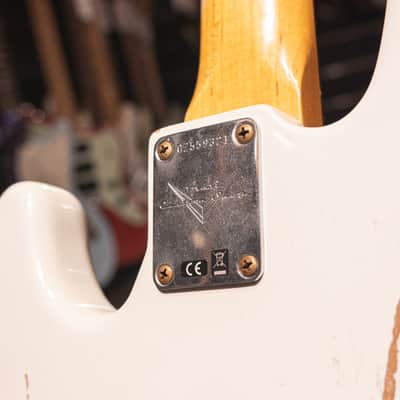 Fender 1961 Jazz Bass® Heavy Relic®, Rosewood Fingerboard, Aged Olympic White image 5