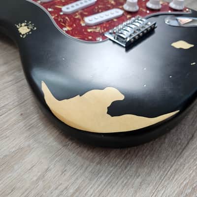 Reliced Sunburst Loaded Guitar Body w/ Noiseless 60's Pickup, Red Tortoise Pickguard image 2