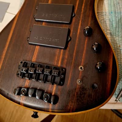 Warwick Limited Edition Corvette SS lined fretless 2009 - Woodgrain image 3