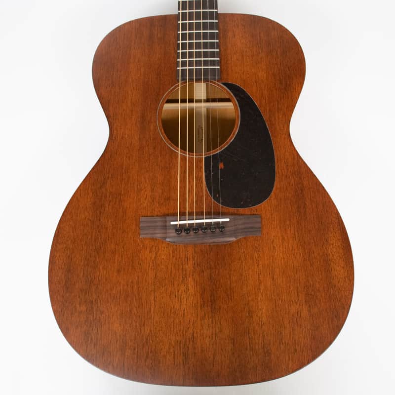 Martin 00-15 2009年製 Martin OO-15 2009年製 中古 オールマホガニーによる優しく深みのある