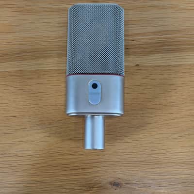 Austrian Audio OC818 Microphone Champagne image 3