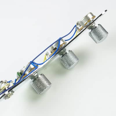 Replacment Wired Fully Loaded Metal Control Plate  For Music Man Style Bass ,Chrome image 4