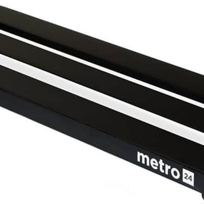 Pedaltrain Metro 24 Pedalboard, 24" x 8" w/ Softcase image 4
