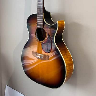 Guild Chris Proctor CV-2C Tacoma Made Brazilian Rosewood Fretboard image 3