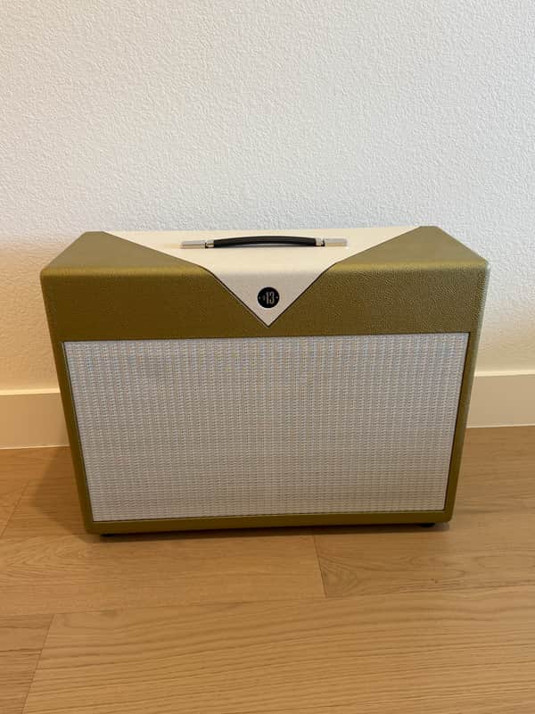 Divided by 13 2x12 cabinet 2024 - Gold tolex image 1