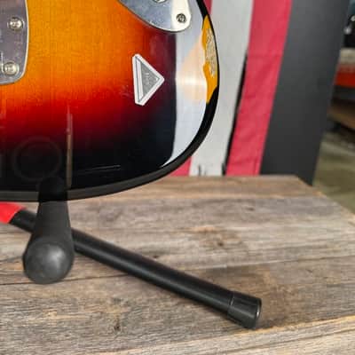 Squier Classic Vibe '70s Jaguar - 3-Tone Sunburst image 9