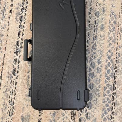 Fender 099-6102-306 Deluxe Molded Strat / Tele Case 2010s - Black image 3
