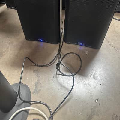 QSC K12.2 2-Way 2000-Watt 12" Active Loudspeaker 2010s - Black image 2