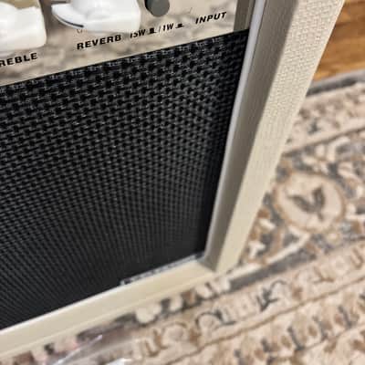 Monoprice Stage Right 15-Watt 1x12 All-Tube Guitar Combo Amp image 2
