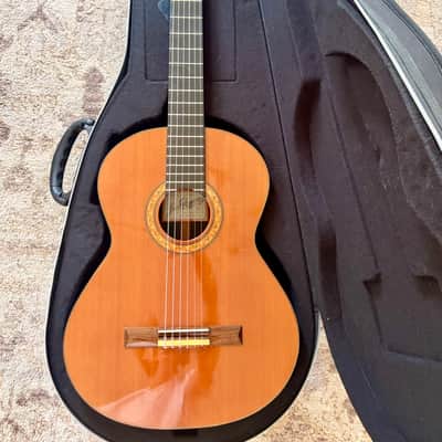 Jose Ramirez R2 1996- Classical Guitar Natural Exceptional Example image 15