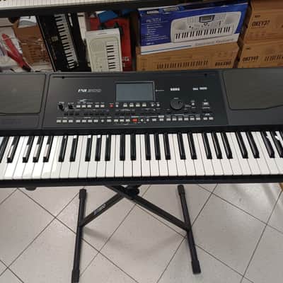 Korg PA300