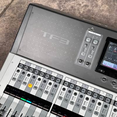 Yamaha TF3 Digital Mixing Console w/ Odyssey Case image 5