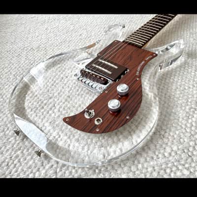 Ampeg ADA6 Dan Armstrong Lucite Guitar Reissue 2010s - Clear image 1