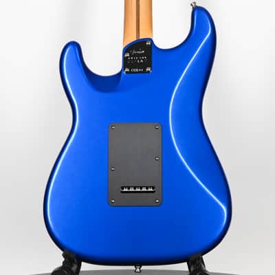 Fender American Ultra II Stratocaster w/ Ebony Fingerboard- Noble Blue (US240031696) image 3