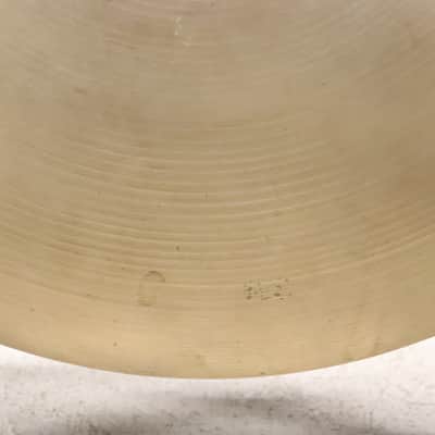 Zildjian A. Avedis 18" Thin Crash Cymbal Vintage 1960's 1,345g's image 3