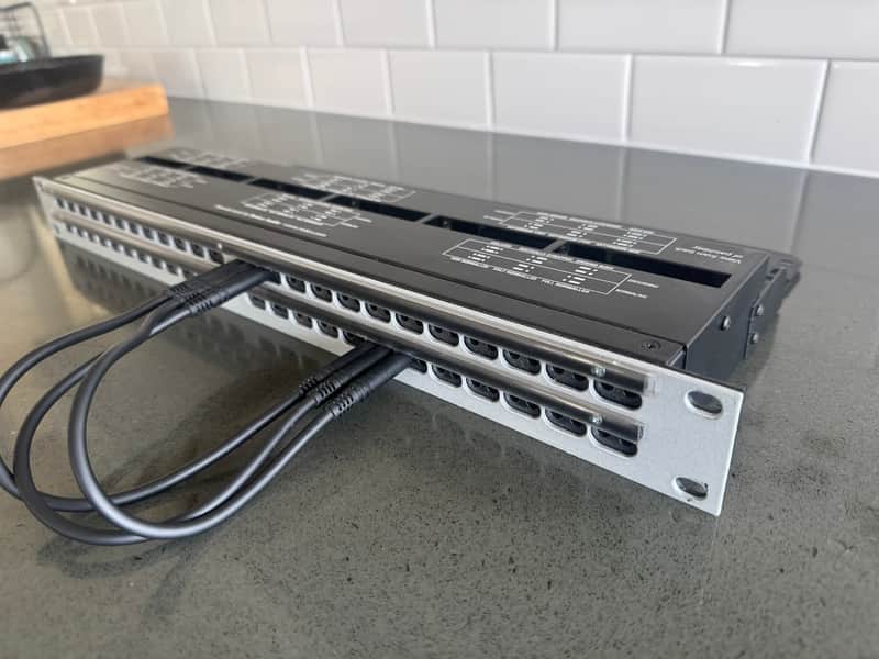 Redco R196-D25PG DB25 96pt TT Patchbay image 1